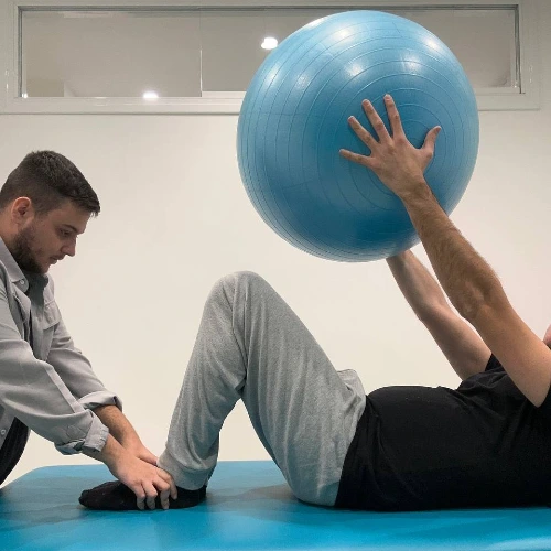 Ginnastica posturale eseguita dal Dottor Coppola